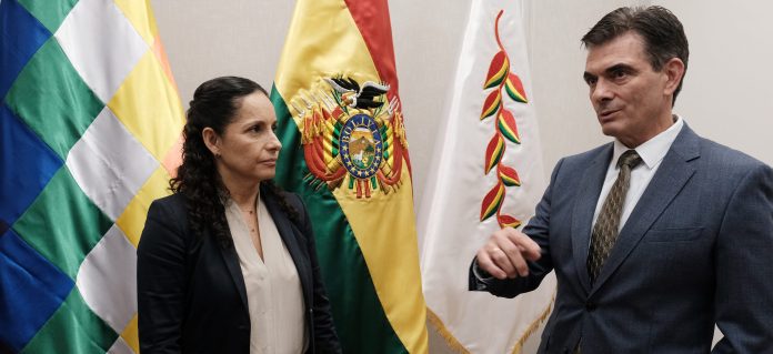 Claudia Cronenbold marca un hito, al convertirse en la primera mujer en asumir la presidencia de Yacimientos Petrolíferos Fiscales Bolivianos (YPFB).