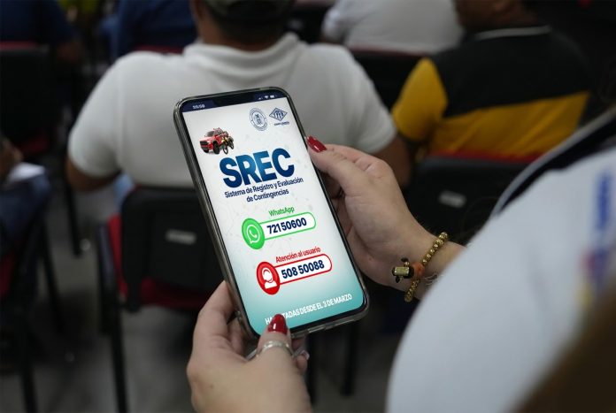Para consultas sobre el estado de trámites, está disponible la línea 50850088; para registros en el SREC, el número 72150600