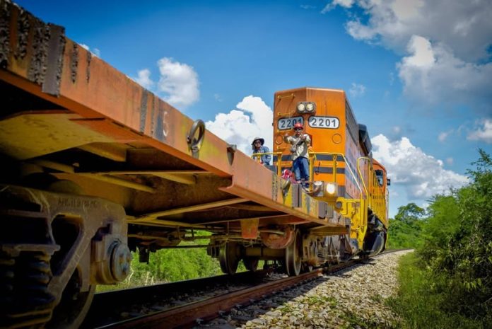 Cinco fronteras, un solo objetivo: la integración total. En la inauguración de la Cumbre Ferroviaria, el presidente Rodrigo Paz anunció que la prioridad absoluta de su gestión será la consolidación de corredores que unan a la nación con sus vecinos