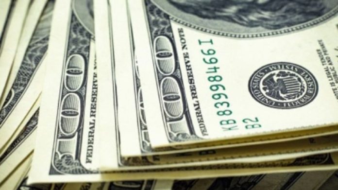 La falta de liquidez desata una disputa por el dólar en Bolivia: con el paralelo rozando los Bs 9,75 y el Banco Unión presionando la oferta, el país consolida un escenario de múltiples tipos de cambio y una oferta limitada de moneda extranjera