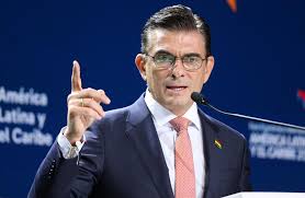 El presidente Rodrigo Paz Pereira monitorea la logística de hidrocarburos tras solicitar informes oficiales sobre la distribución de diésel en el país