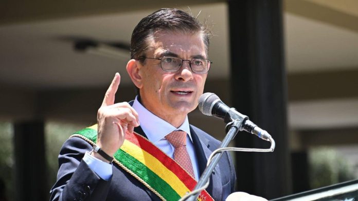 La aprobación de Rodrigo Paz alcanza el 52,9%, compuesto por una valoración 